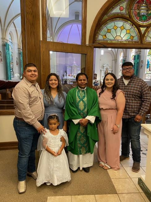 Santiago Jessica Ariely Talamantes Fr Kola Monica Jonathan Tovar